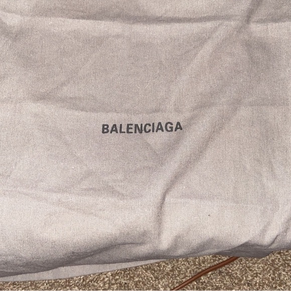 Grey Balenciaga LED Track - Picture 3 of 8
